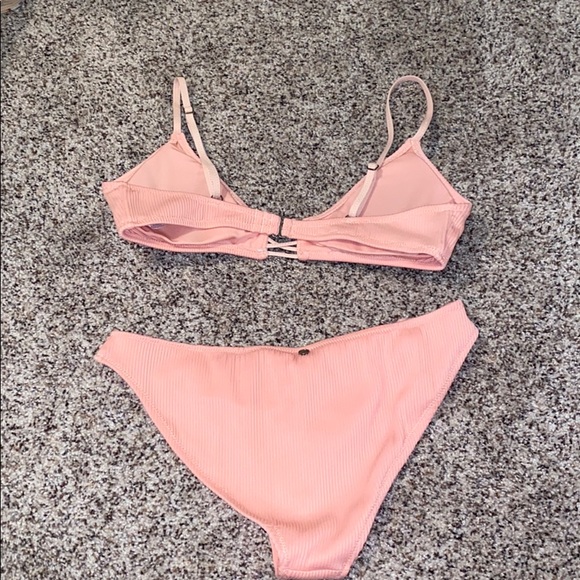 Peach Ribbed Bikini Set - Picture 2 of 4